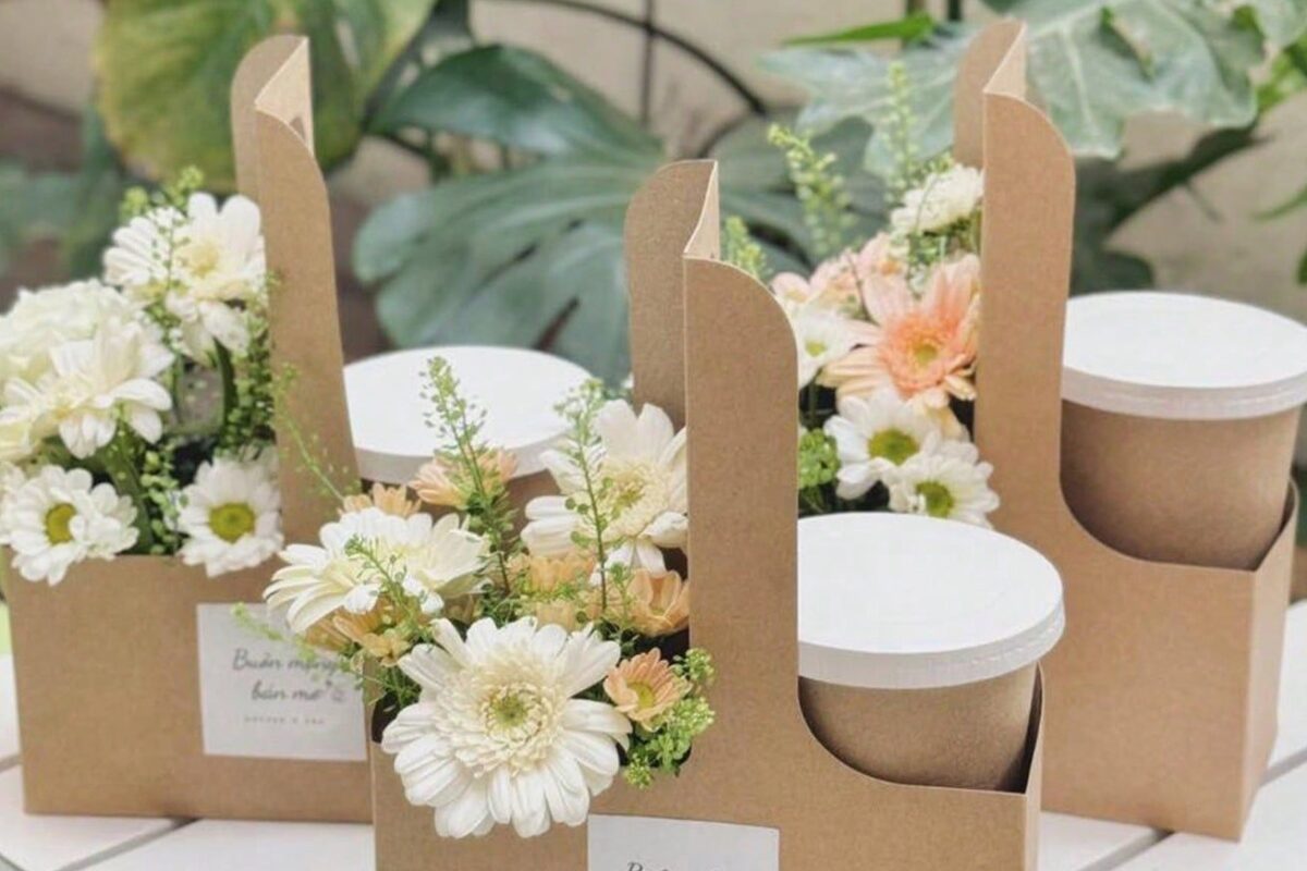 🪄 🖌️ 10pcs Portable Flower Gift Bags — Kraft Paper Packaging for Coffee, Beer, Cakes & Desserts | dream life manifestation