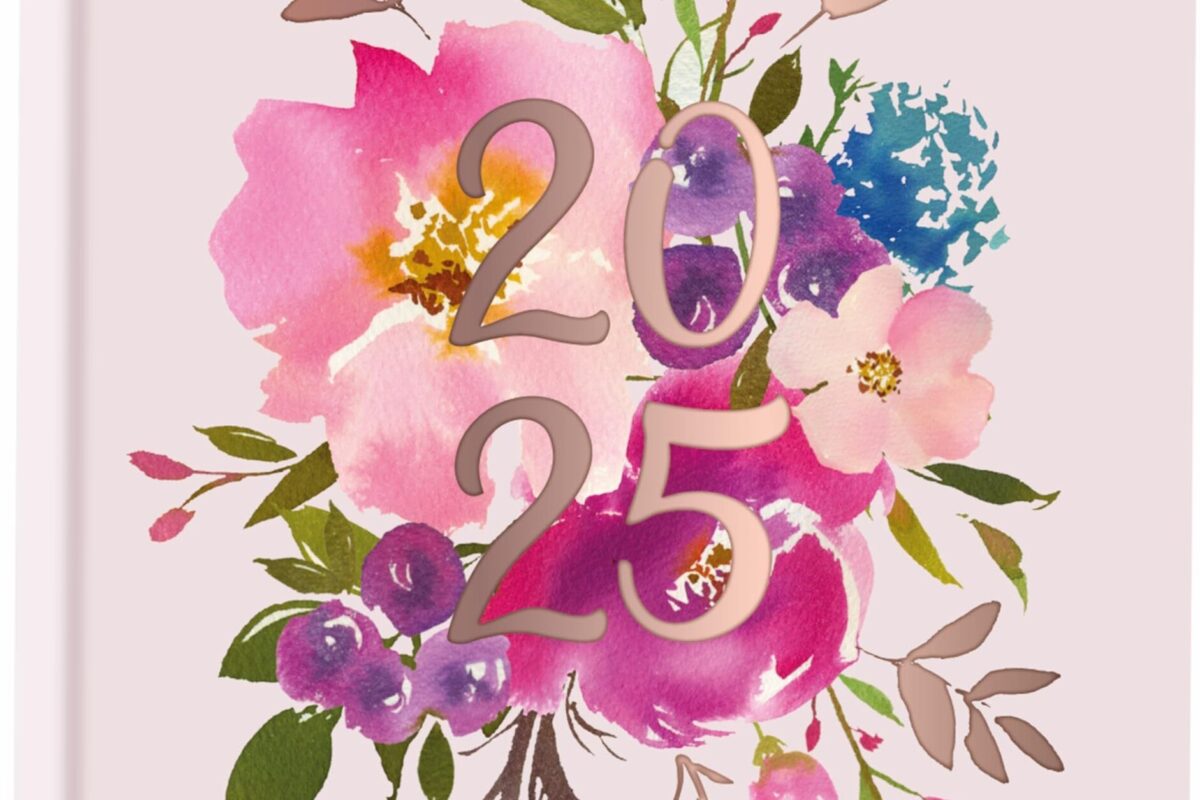 📌 📊 2025 A5 Week to View Diary — Vintage Floral Planner (Pink) | dream life manifestation