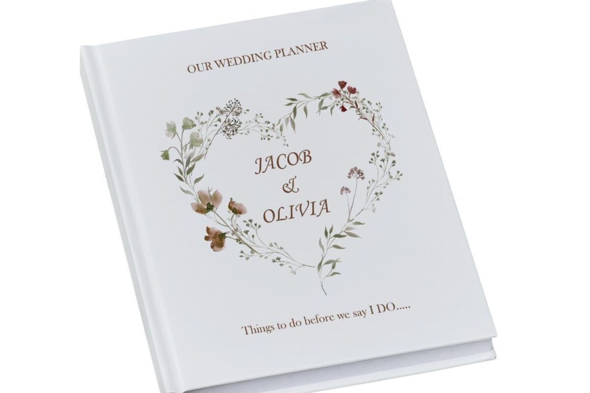 A5 Watercolor Heart Wedding Planner Engagement Gift — 🌿 🌿 stay inspired all year long