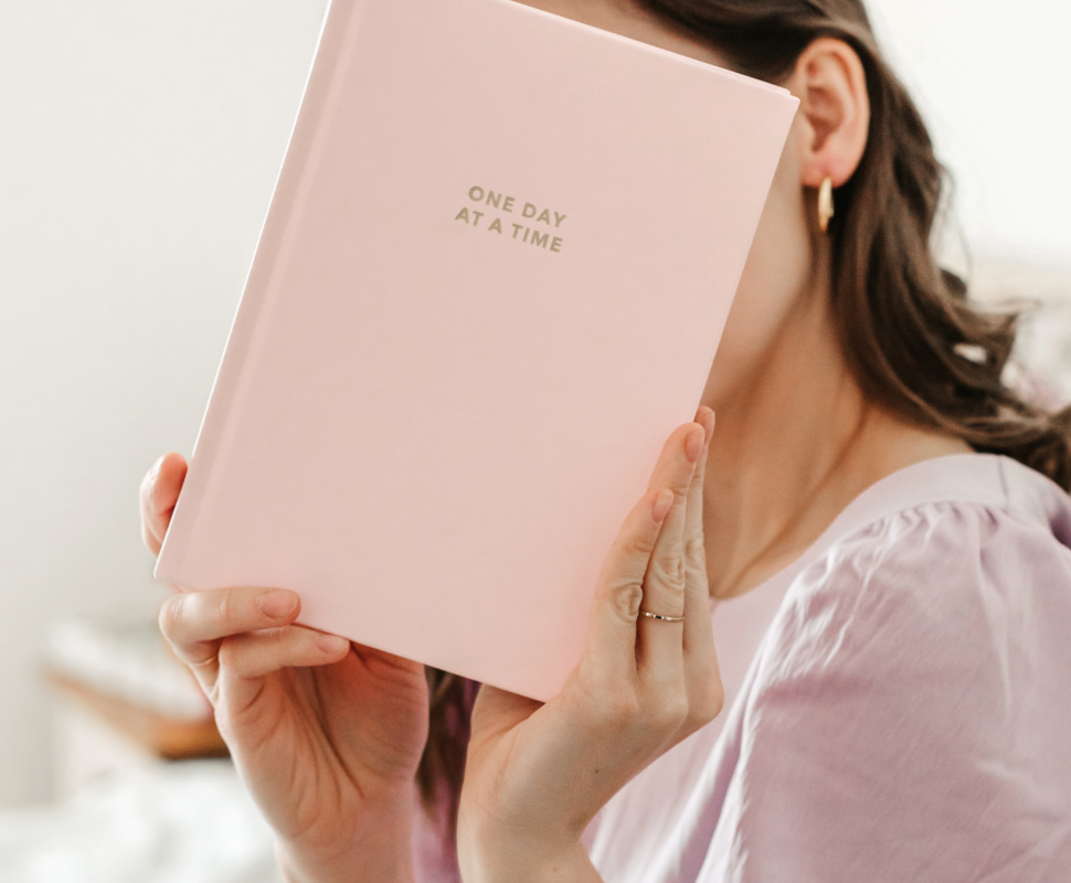 Daily Planner Notebook for Organized, Intentional Days — 🕯️ 🎀 dream life manifestation