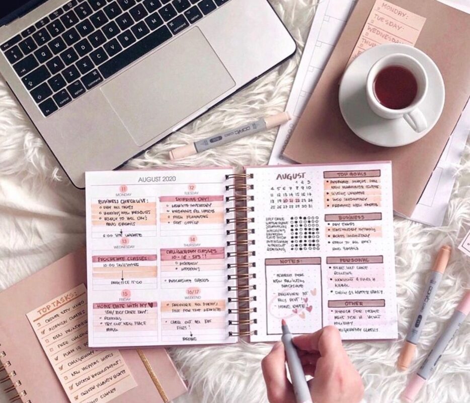 Digital Design Inspiration for Planners & Creative Assets — 🥂 💍 stay inspired all year long