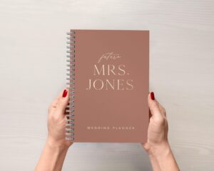 📁 🖇️ dream life manifestation: Elegant Gold Foil Wedding Planner | Brides & Designers