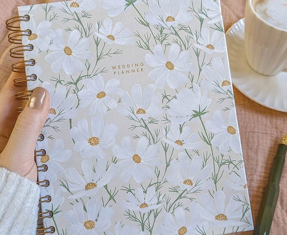 📅 📌 dream life manifestation: Floral Wedding Planner Ring Bound Notebook