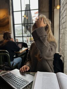 📊 📌 dream life manifestation: Student Life Essentials by @stinagrønfur