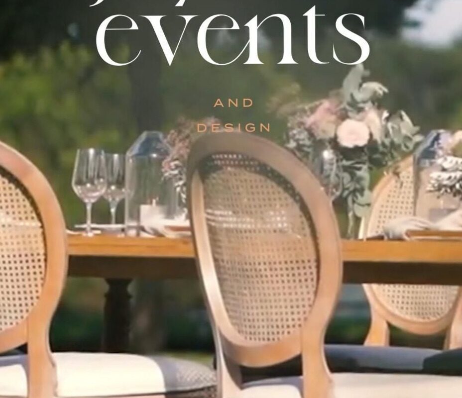 Feminine Logo Design for Wedding & Event Planners — 🖇️ 📊 seamless organization hack