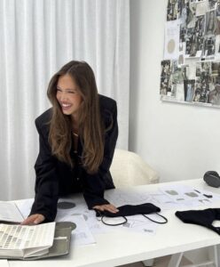 OpenType Font for Designers — 🎀 🕯️ stay inspired all year long