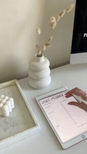 📍 🎨 romanticize your routine: Digital Weekly & Daily Planner for iPad & GoodNotes