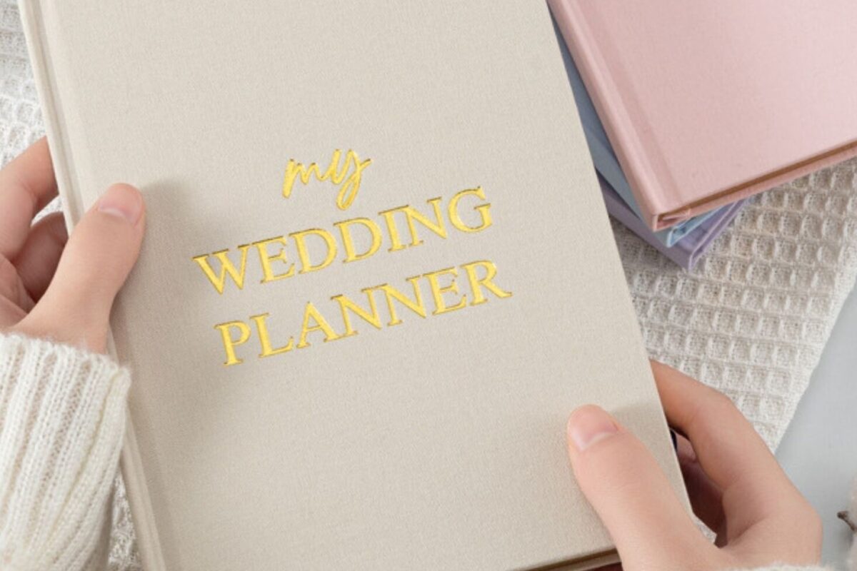 🥂 👰 romanticize your routine: Elegant Linen Wedding Planning Journal | A5 | Stamprints