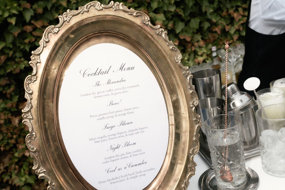 💍 🍰 secret to staying productive: Vintage Meets Vision: Antique Tray as Bespoke Bar Feature