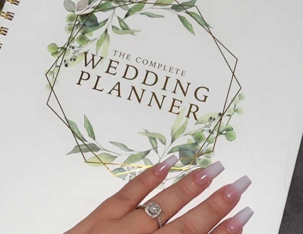 🤍 ✨ stay inspired all year long: Elegant Wedding Planner for Your Perfect Day
