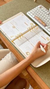 📅 🖇️ stay inspired all year long: Cozy Weekly Planner by Cozy K & STIL Classics