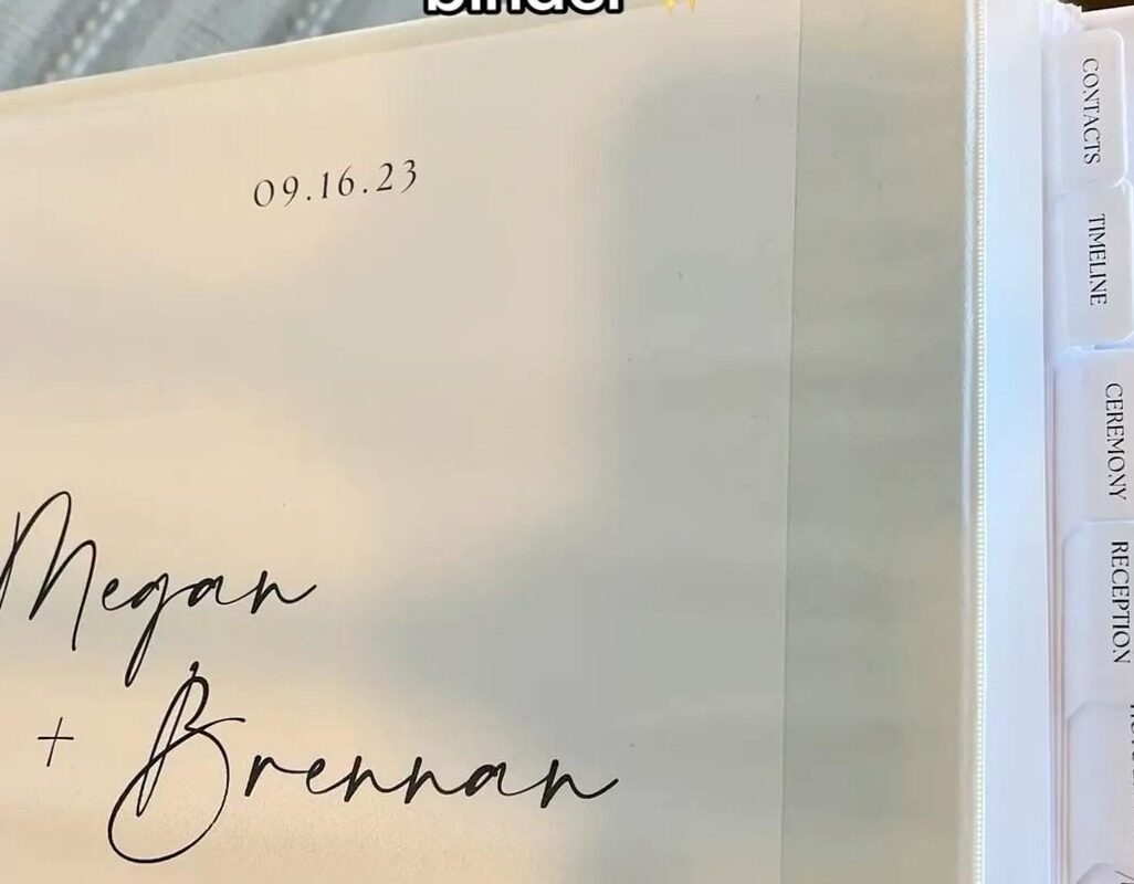 📁 📁 The Ultimate Wedding Binder for Type-A Brides | romanticize your routine