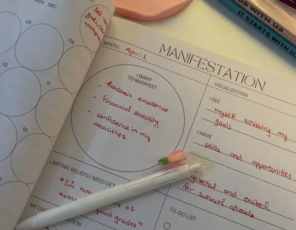 🎨 🪄 Creative Journal Inspiration for Designers & Planners | stay inspired all year long