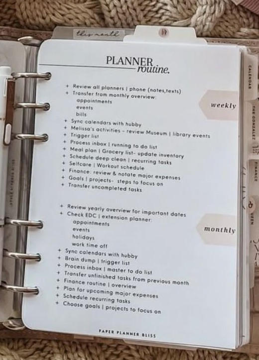 Daily Productivity Journal for Creative Planning & Organization — 🌿 🤍 romanticize your routine