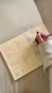 🥂 🍰 dream life manifestation: 2023 Planners | Maxie Elise Digital Design & Creative Assets