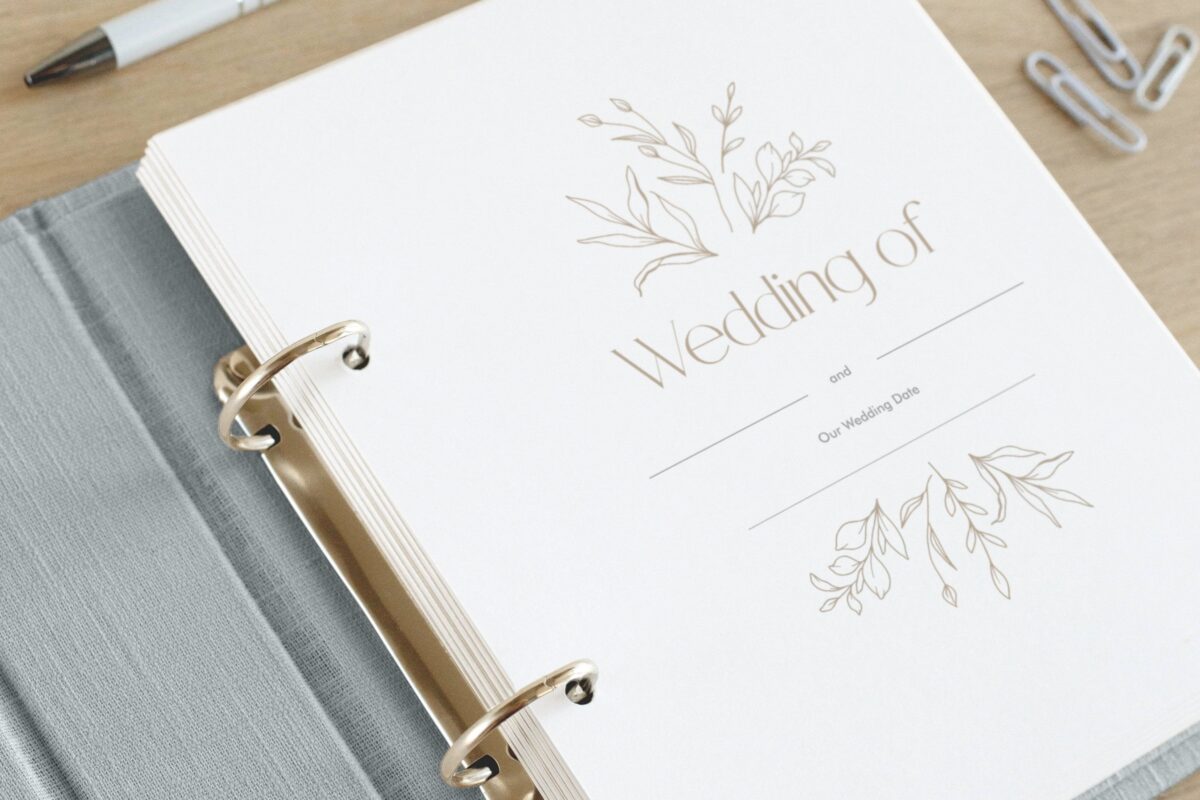 Linen Wedding Planner | Personalized Ring Binder Organizer | Elegant Planner Notebook for Brides — ☁️ ☁️ secret to staying productive