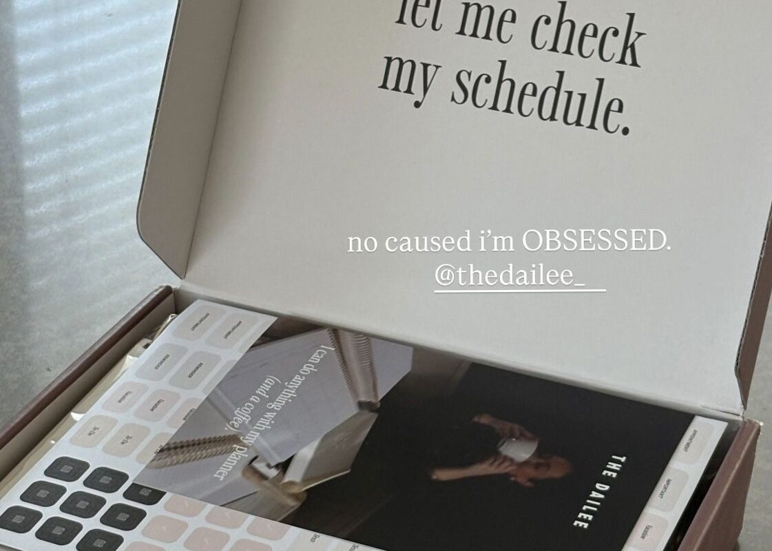 📊 🖇️ romanticize your routine: 2025-2026 Daily Planner | Digital Design & Creative Assets