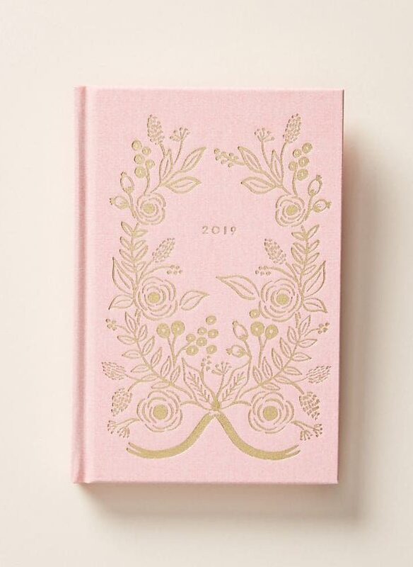 📍 🖌️ romanticize your routine: MONDAY MUST HAVES — Jill Comes Clean