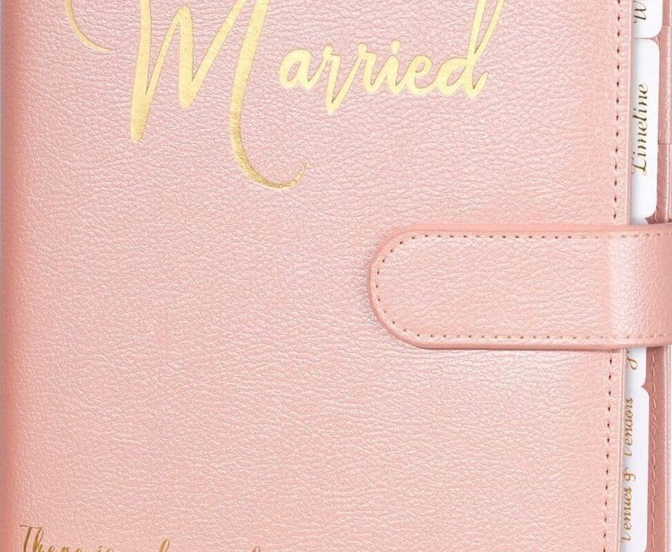 🪄 🎨 The Top Wedding Planner Books for Brides 2026 | romanticize your routine