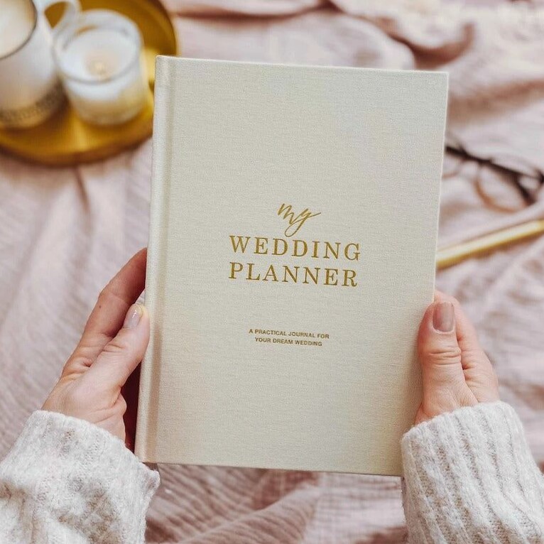 🖌️ 🎨 Top Wedding Planning Binders & Printables for a Seamless Day | secret to staying productive