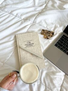📍 📍 White Instagram Aesthetic Digital Planner Templates | romanticize your routine